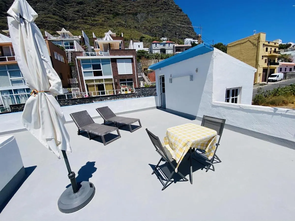 Apartment Lightbooking Hermigua Vista Al Mar Y Al Teide Spain